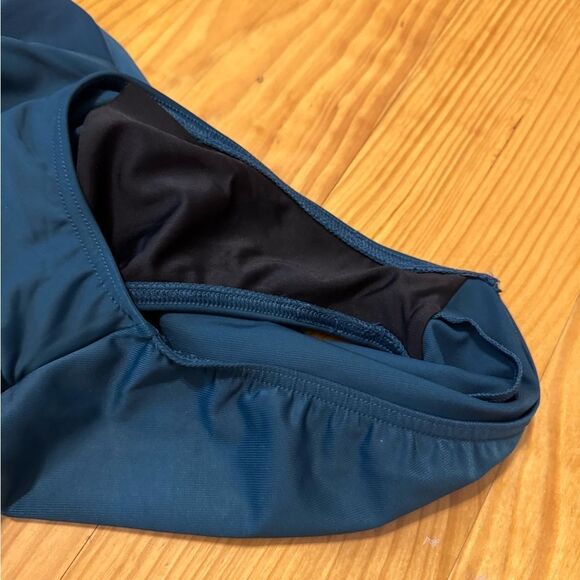 Miraclesuit Azura One-Piece Women's Size 12 One Piece Swimsuit Bathing Suit - Picture 8 of 13